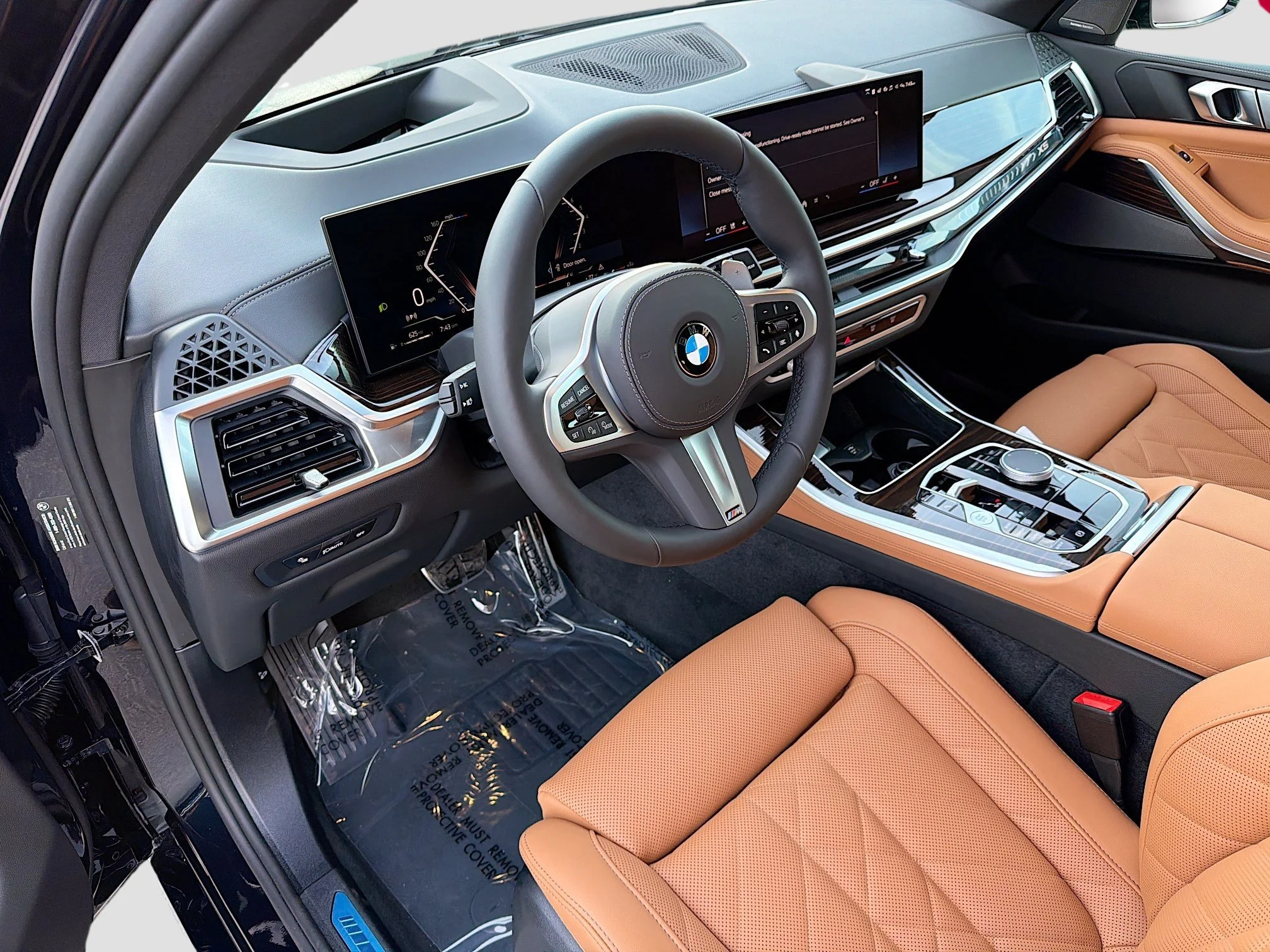 New 2026 Carbon Black Metallic BMW sDrive40i image 25