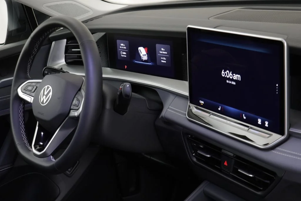 New 2026 Platinum Grey Volkswagen 2.0T SE image 21