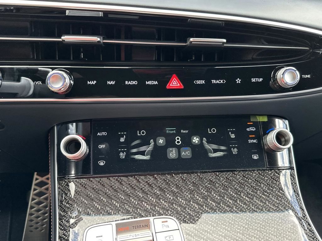 New 2026 Silver Genesis 3.5T SPORT PRESTIGE image 19