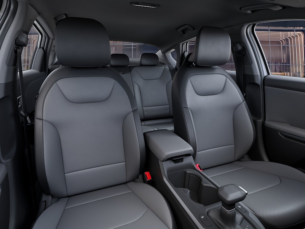 New 2026 Snow White Pearl Kia EX image 15