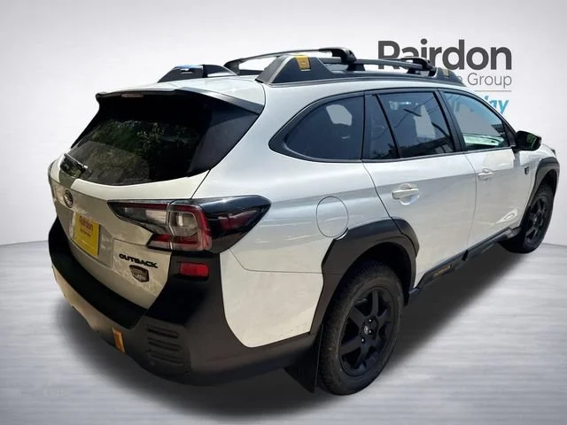 Used 2025 Crystal White Pearl Subaru Wilderness image 6