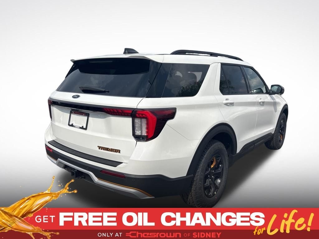 New 2026 Star White Metallic Tri-Coat Ford Tremor® image 7