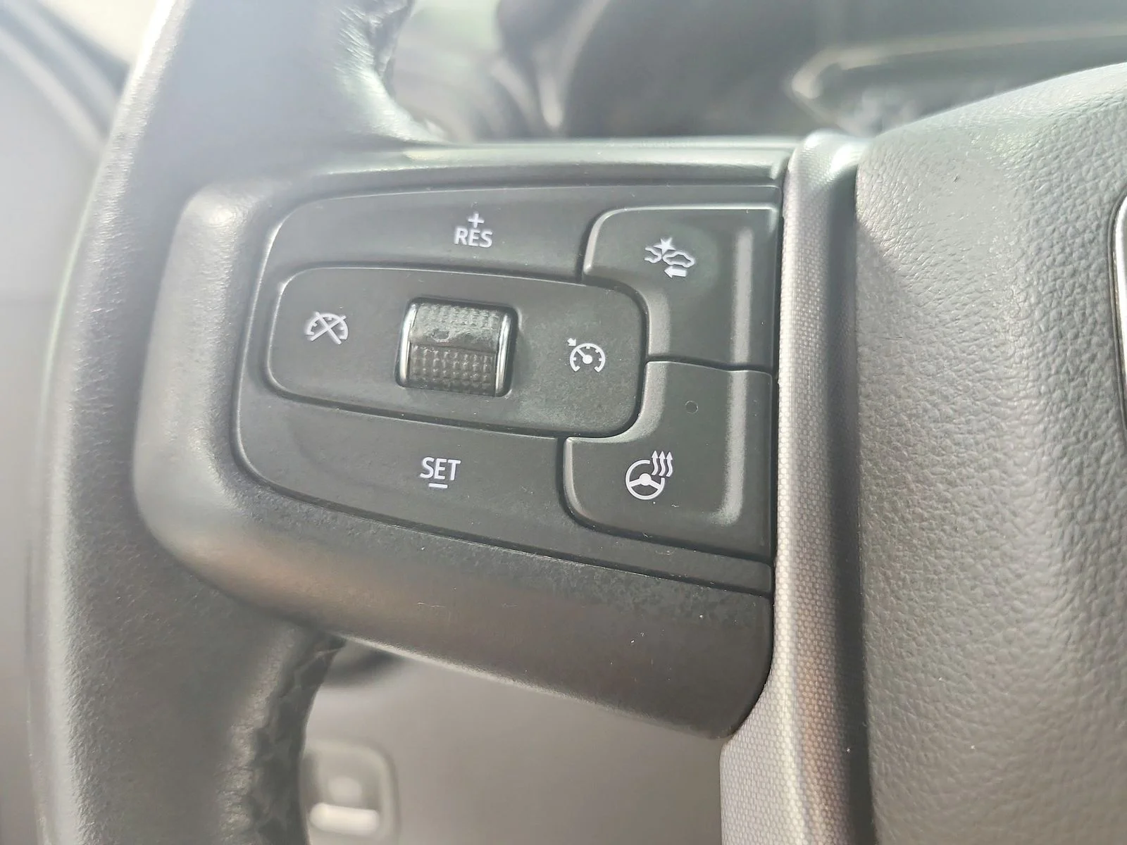 Used 2021 Quicksilver Metallic GMC SLT image 27