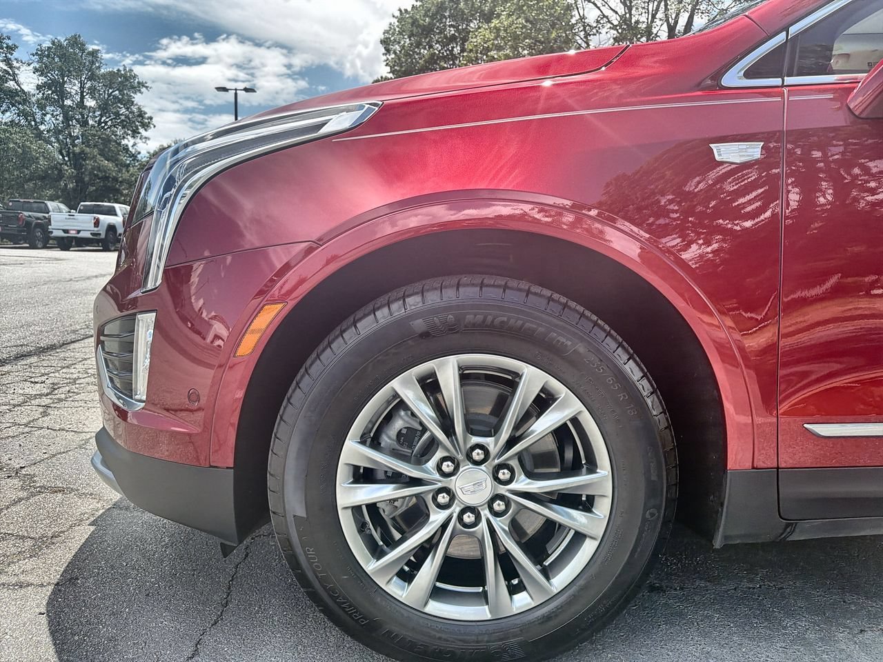 Used 2021 INFRARED TINTCOAT Cadillac FWD Premium Luxury image 28