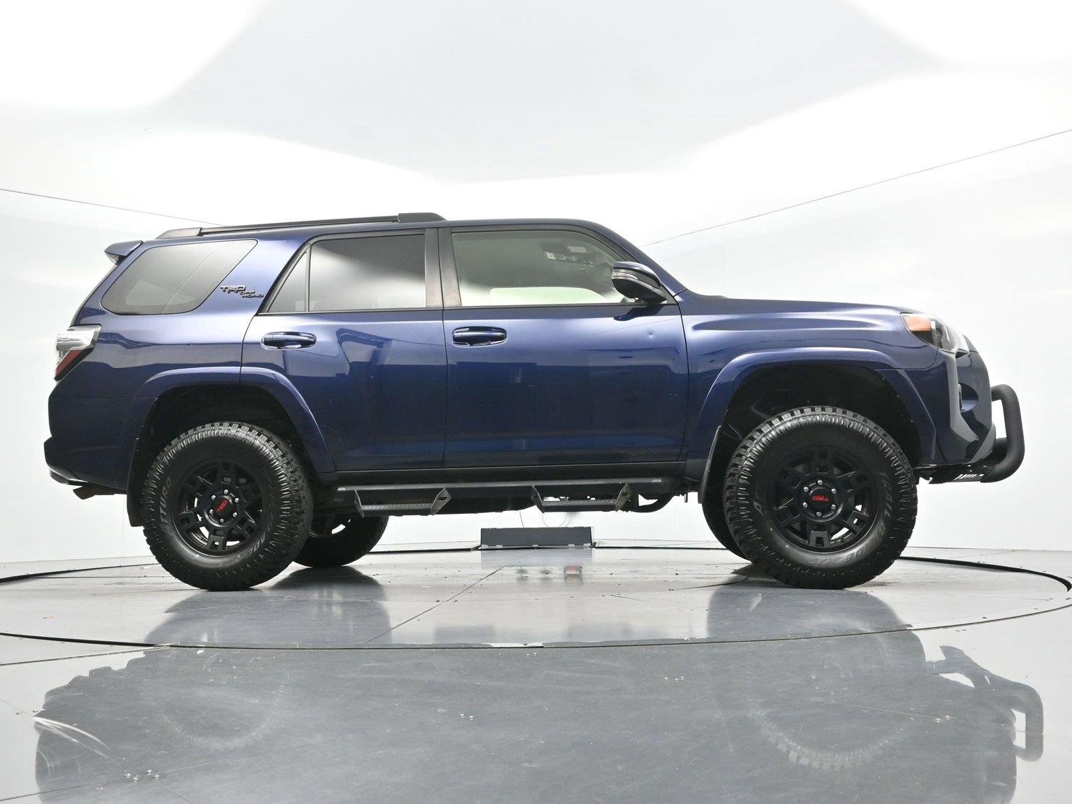 Used 2019 Nautical Blue Metallic Toyota SR5 image 52