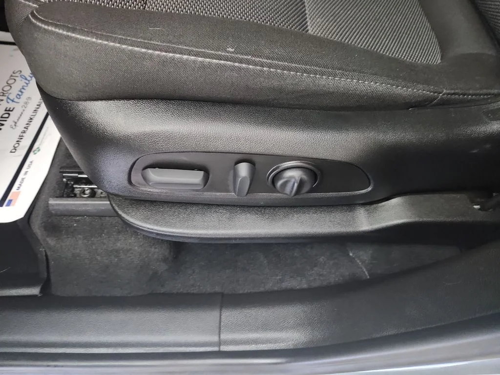 Used 2023 Gray Chevrolet LT image 16