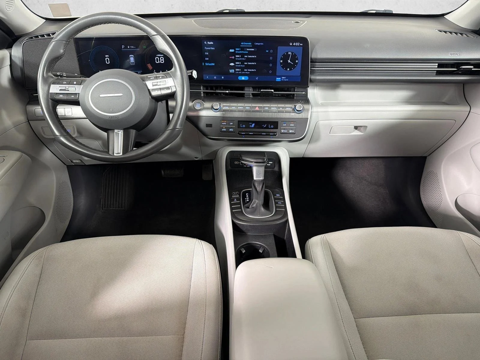 Used 2024 White Hyundai SEL image 22