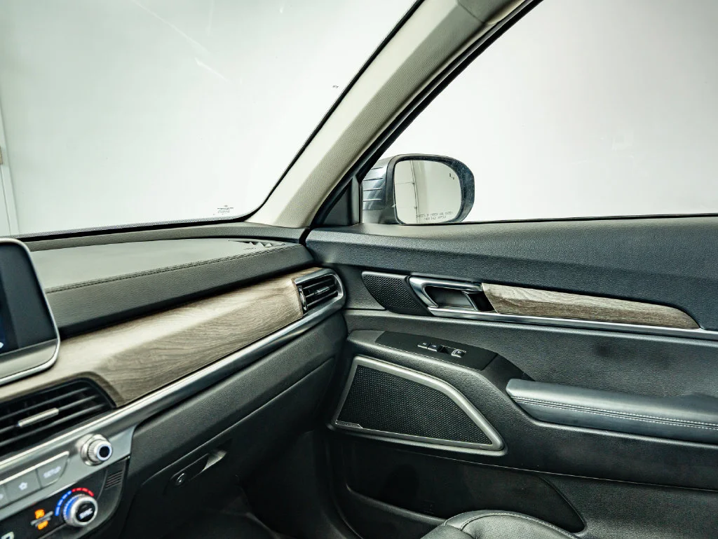 Used 2022 Gravity Gray Kia EX image 30
