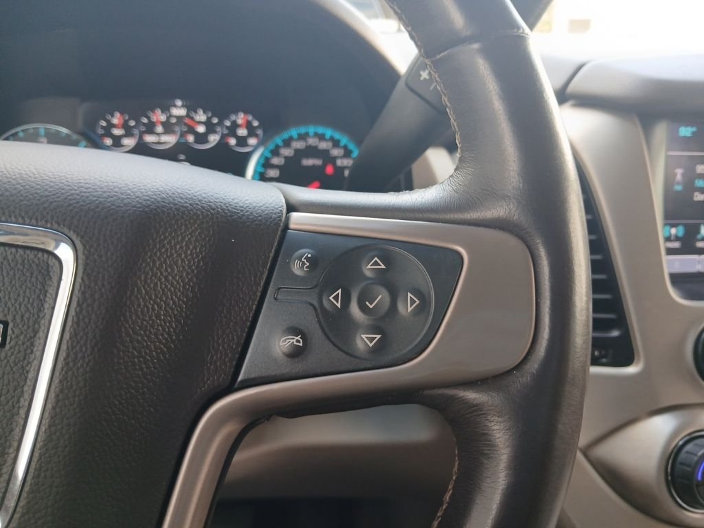 Used 2017 White GMC Denali image 15