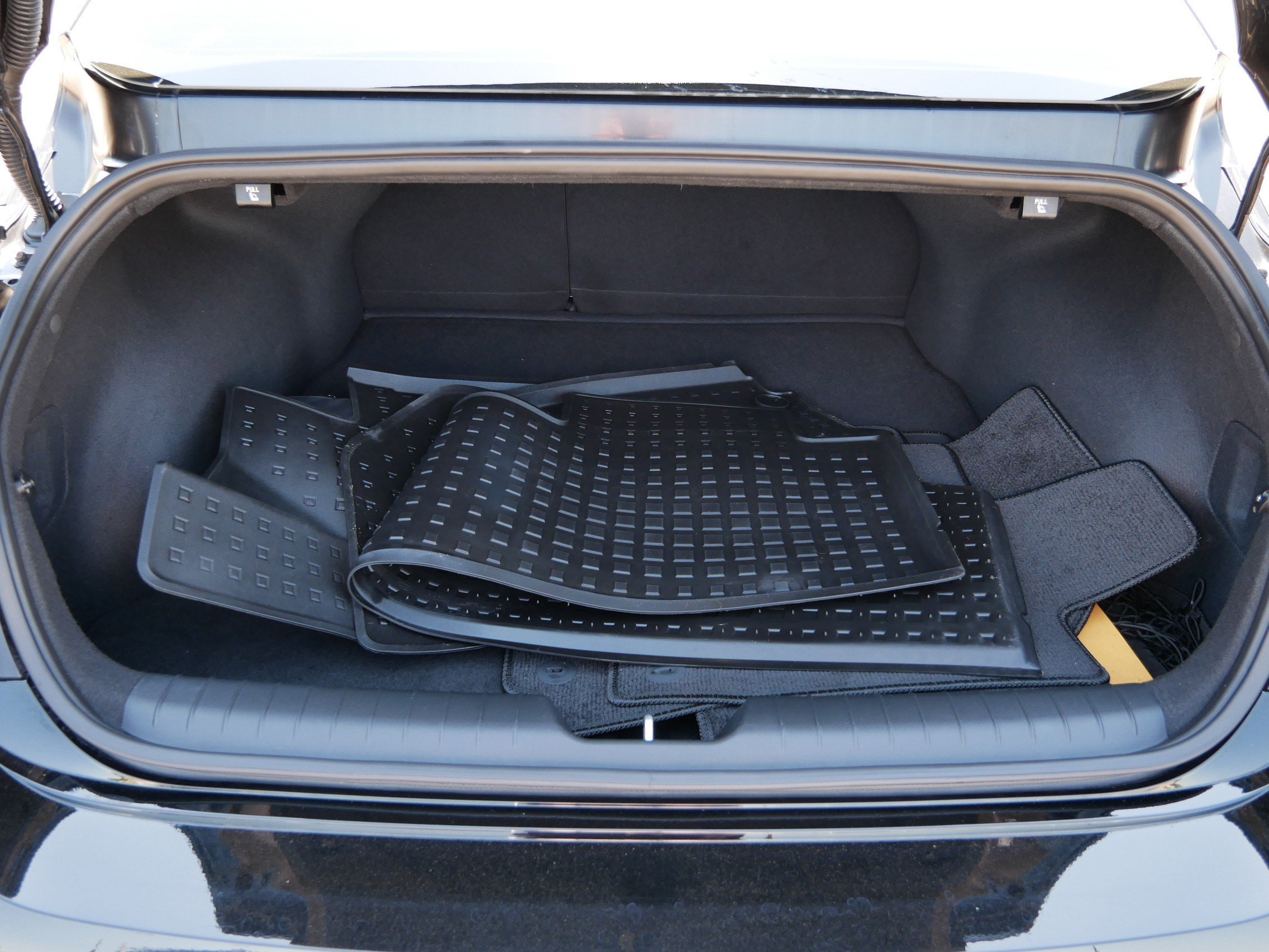 Certified Used 2023 Onyx Black Hyundai Limited image 18