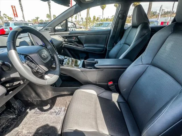 Certified Used 2023 ELEMENTAL SILVER MET Toyota  image 16