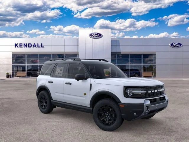 New 2026 White Metallic Ford Badlands image 7