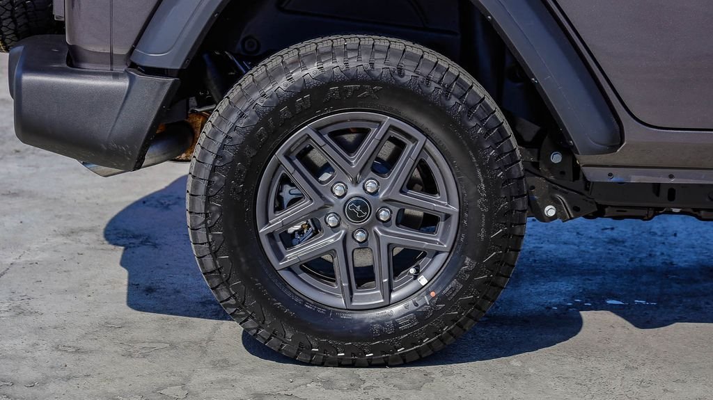 New 2026 Granite Crystal Metallic Clearcoat Jeep Sport S image 12