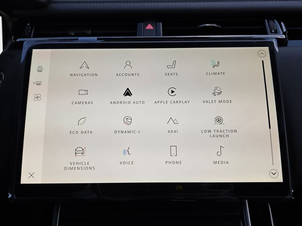 New 2026 Fuji White LAND ROVER Dynamic SE image 21