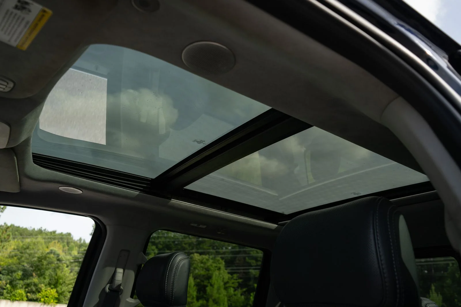 Used 2023 Blue Ford Limited image 16