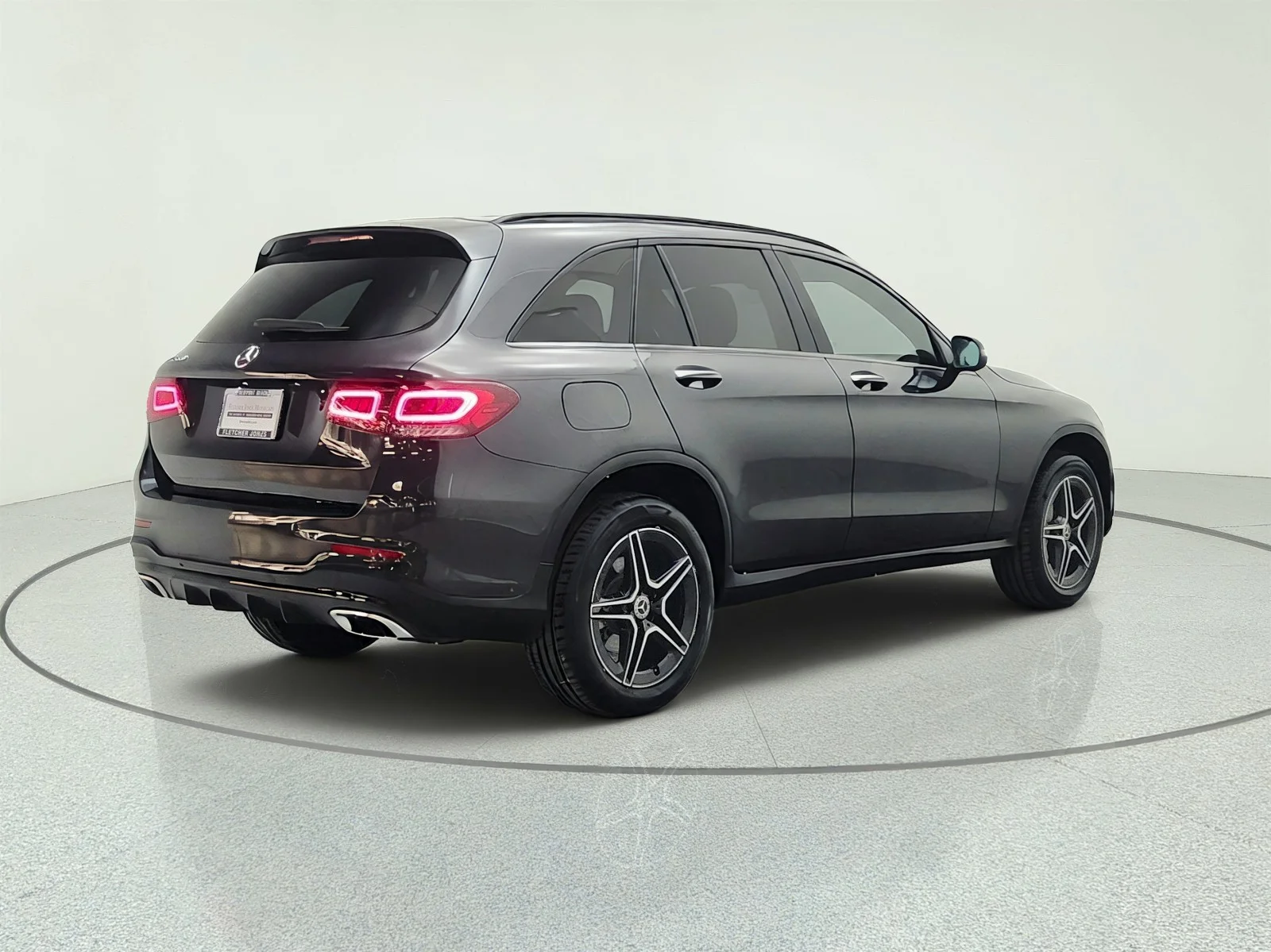 Used 2022 Graphite Grey Metallic Mercedes-Benz GLC 300 SUV image 5