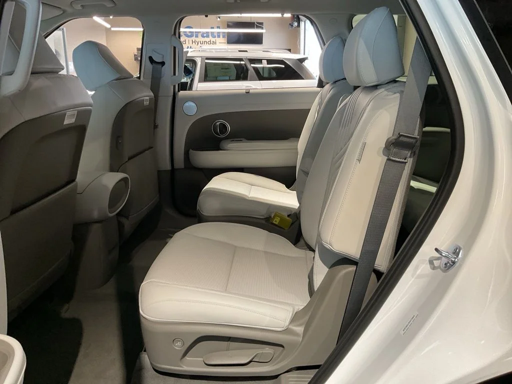 New 2026 White Hyundai SEL image 24