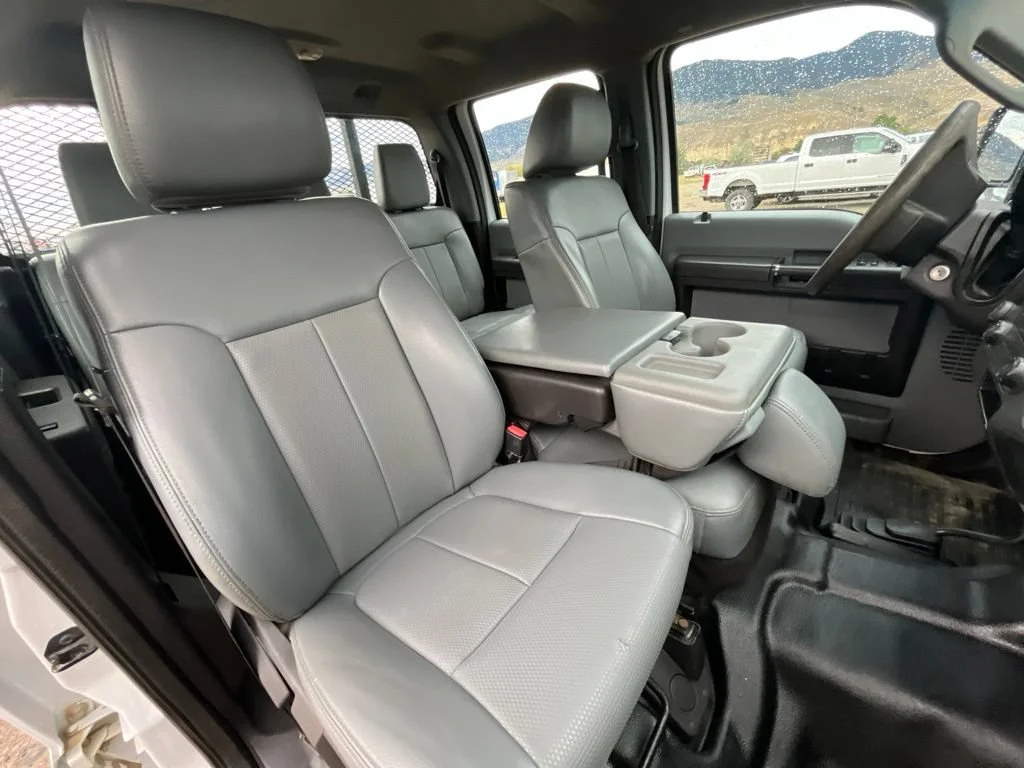Used 2016 White Ford XL image 20