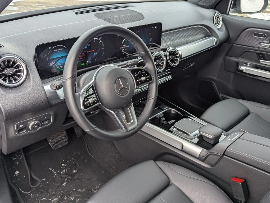Used 2023 Black Mercedes-Benz 300 image 22