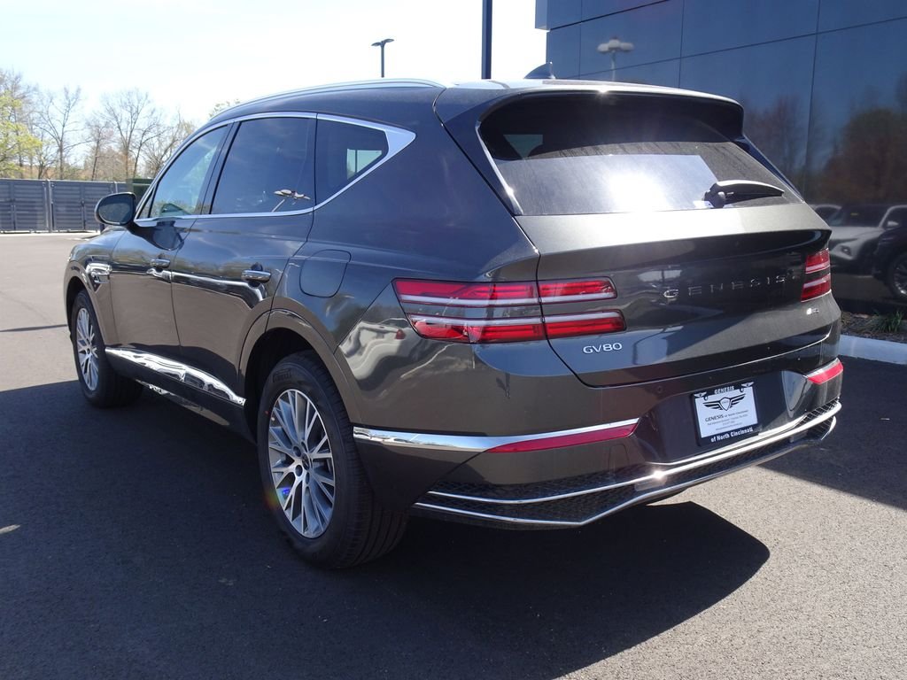 New 2025 Gray Genesis 2.5T STANDARD image 4