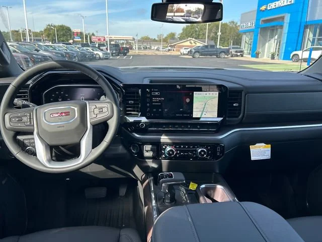 2026 GMC Sierra 1500 SLT - Photo 14