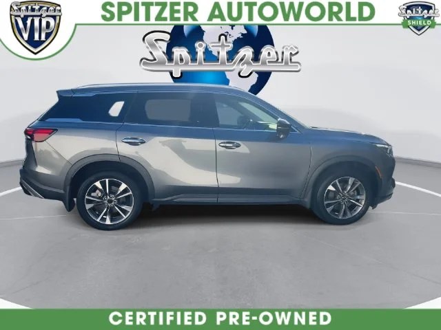 Used 2023 Gray INFINITI LUXE image 16