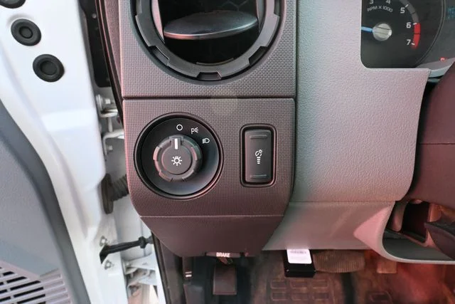 2016 Ford F-350 Super Duty XL - Photo 33