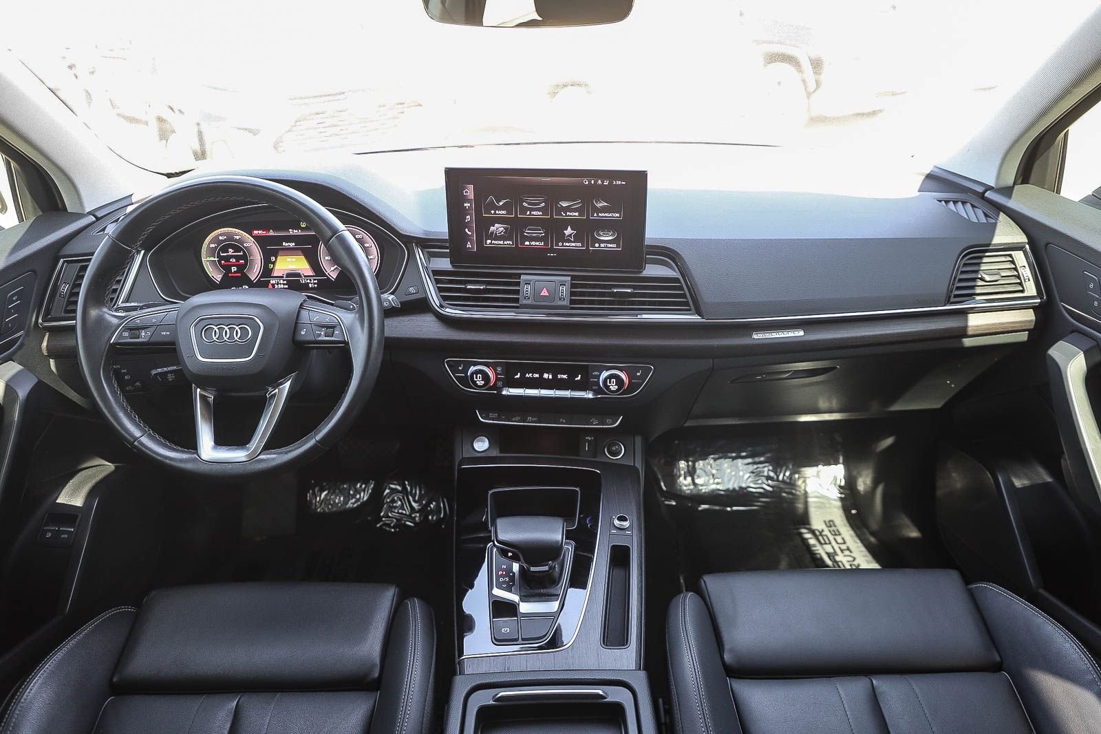 Used 2022 Silver Audi  image 12