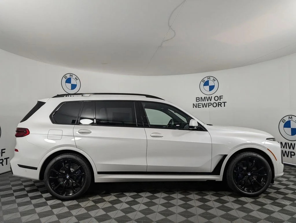 New 2027 White BMW xDrive40i image 5