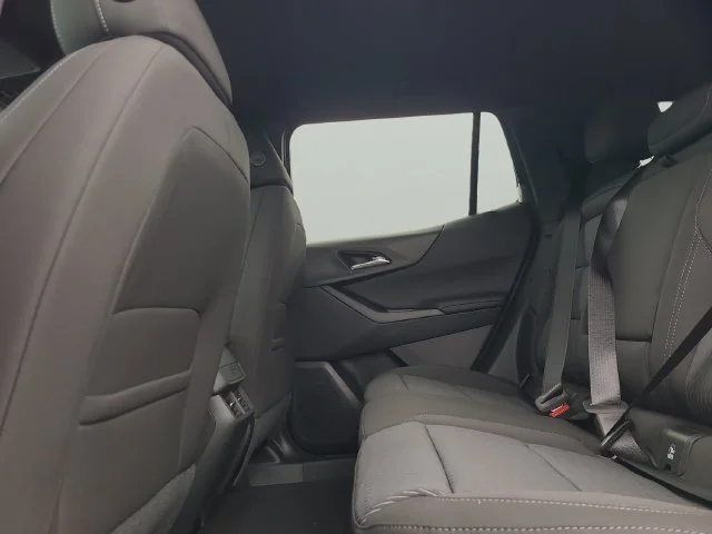 New 2027 Summit White Chevrolet LT image 15
