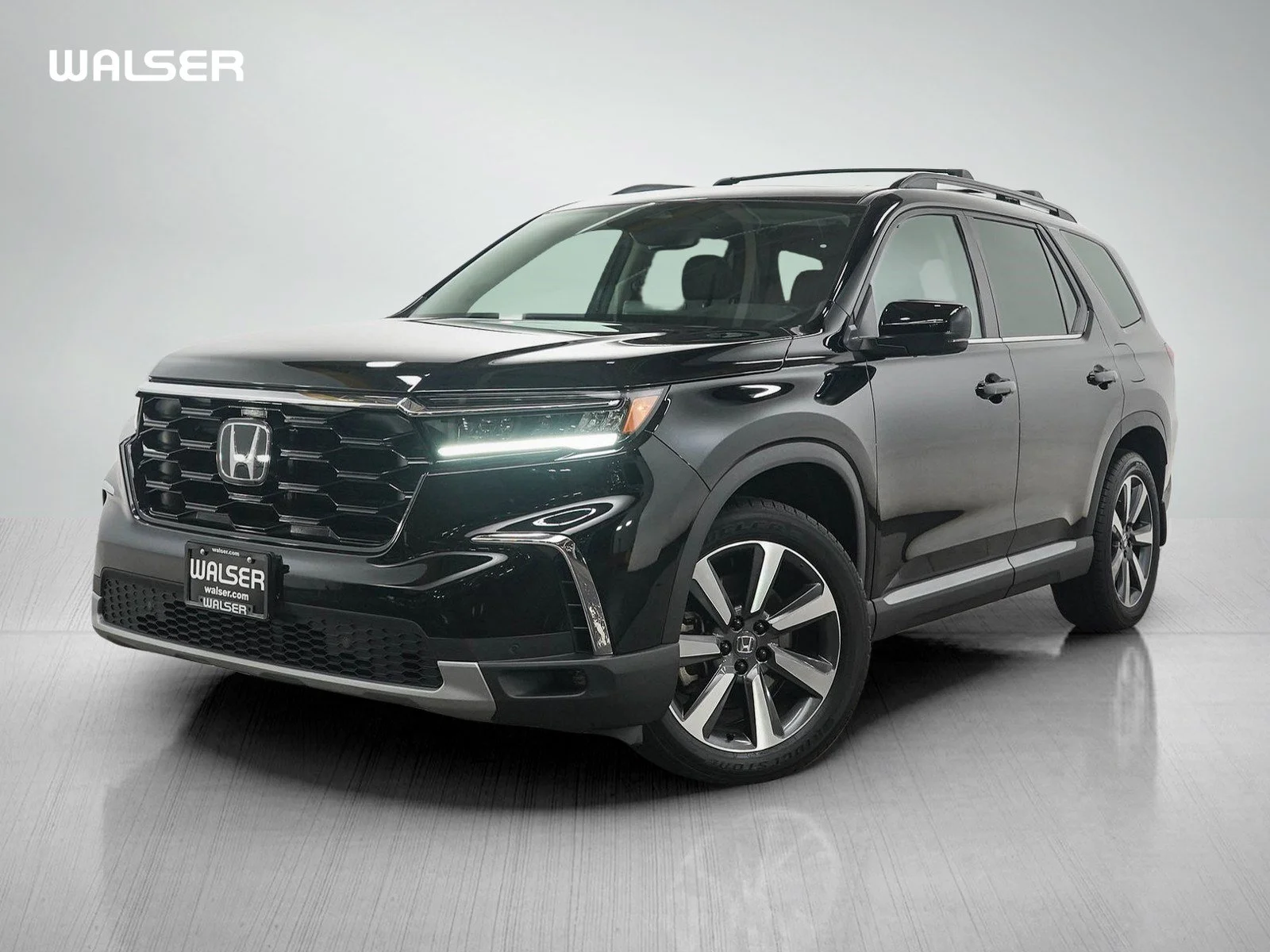 Used 2023 Black Honda 5D WAGON TOURING 4WD image 1