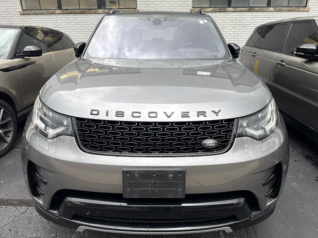 Used 2020 Land Rover Discovery Landmark Edition with VIN SALRU2RV4L2437555 for sale in Hinsdale, IL