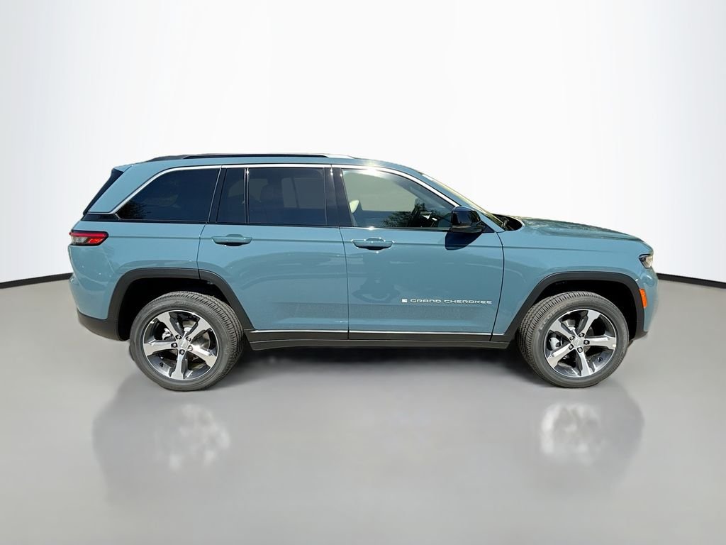 New 2026 Steel Blue Exterior Paint Jeep Limited image 3