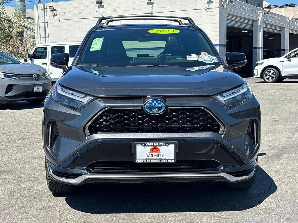 Used 2022 Magnetic Gray Metallic w/Midnight Black Metallic Roof Toyota XSE image 6