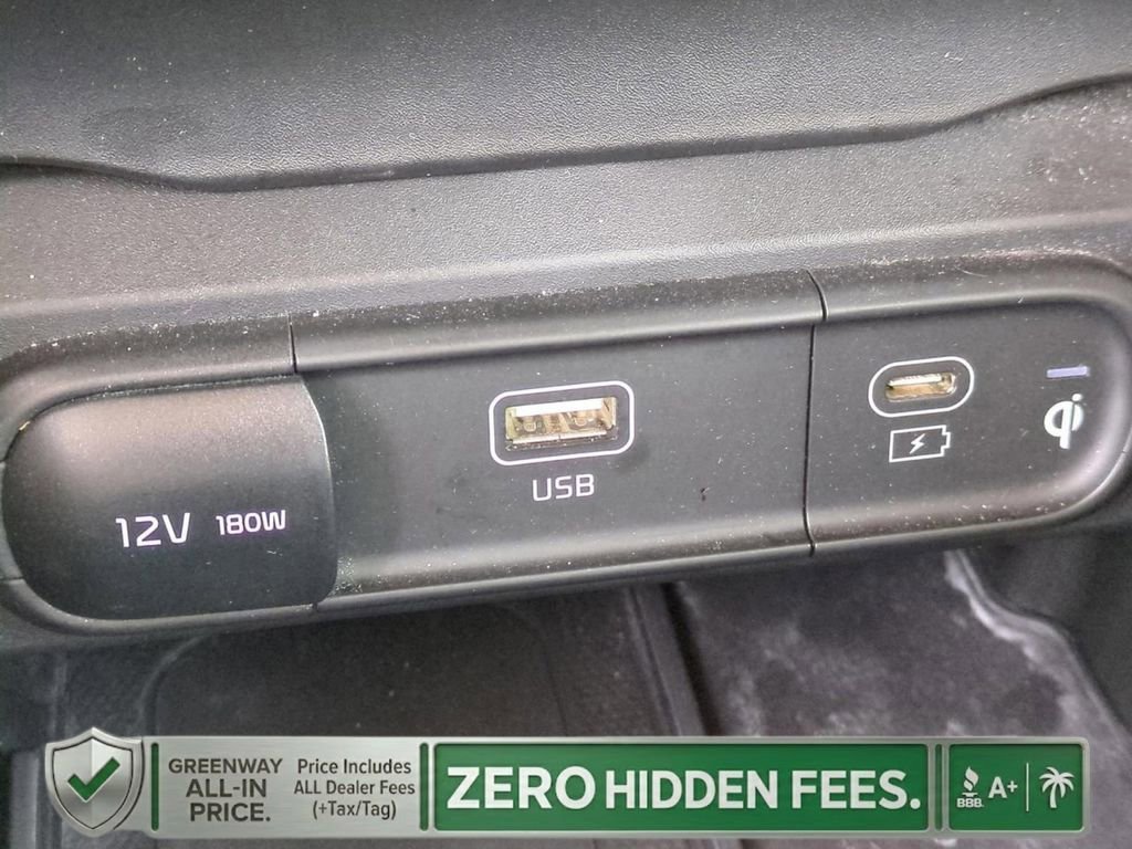 Used 2023 Everlasting Silver Kia SX image 23