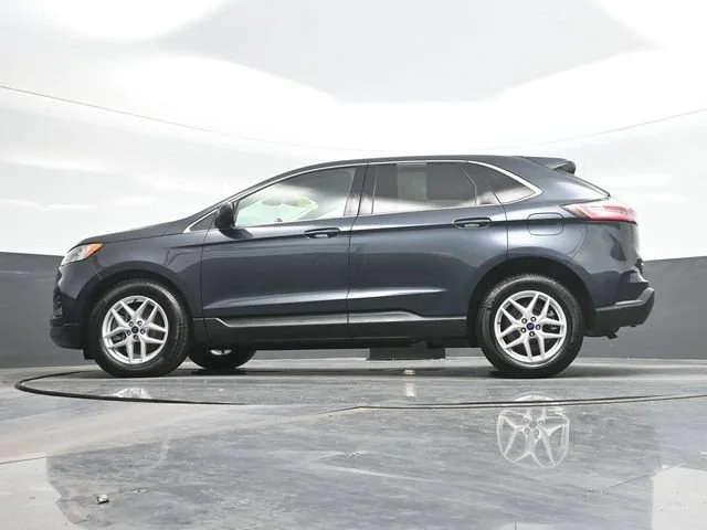 Used 2022 Blue Ford SEL image 20