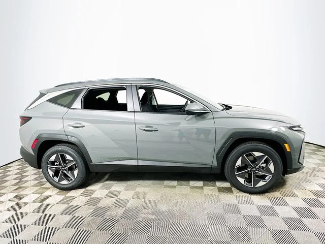 New 2026 Hyundai TUCSON SEL