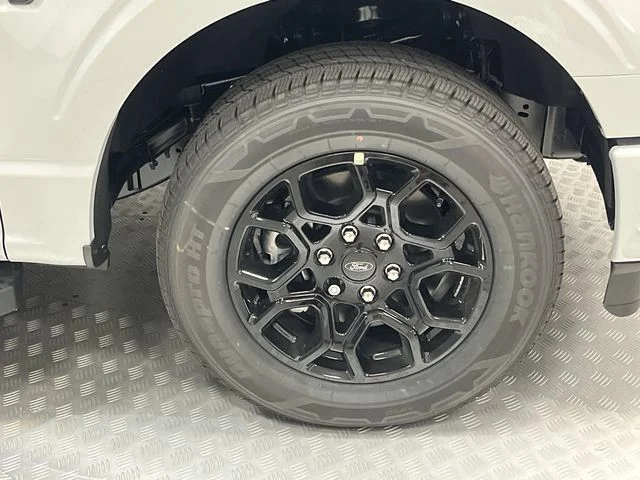 New 2026 Avalanche Ford XLT image 19