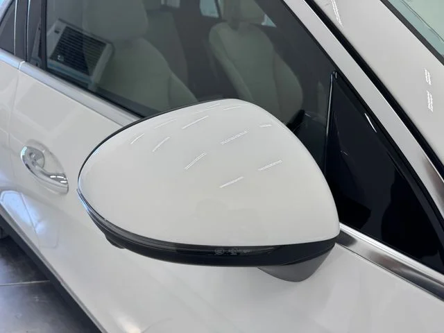New 2026 Polar White Mercedes-Benz GLC 300 image 37