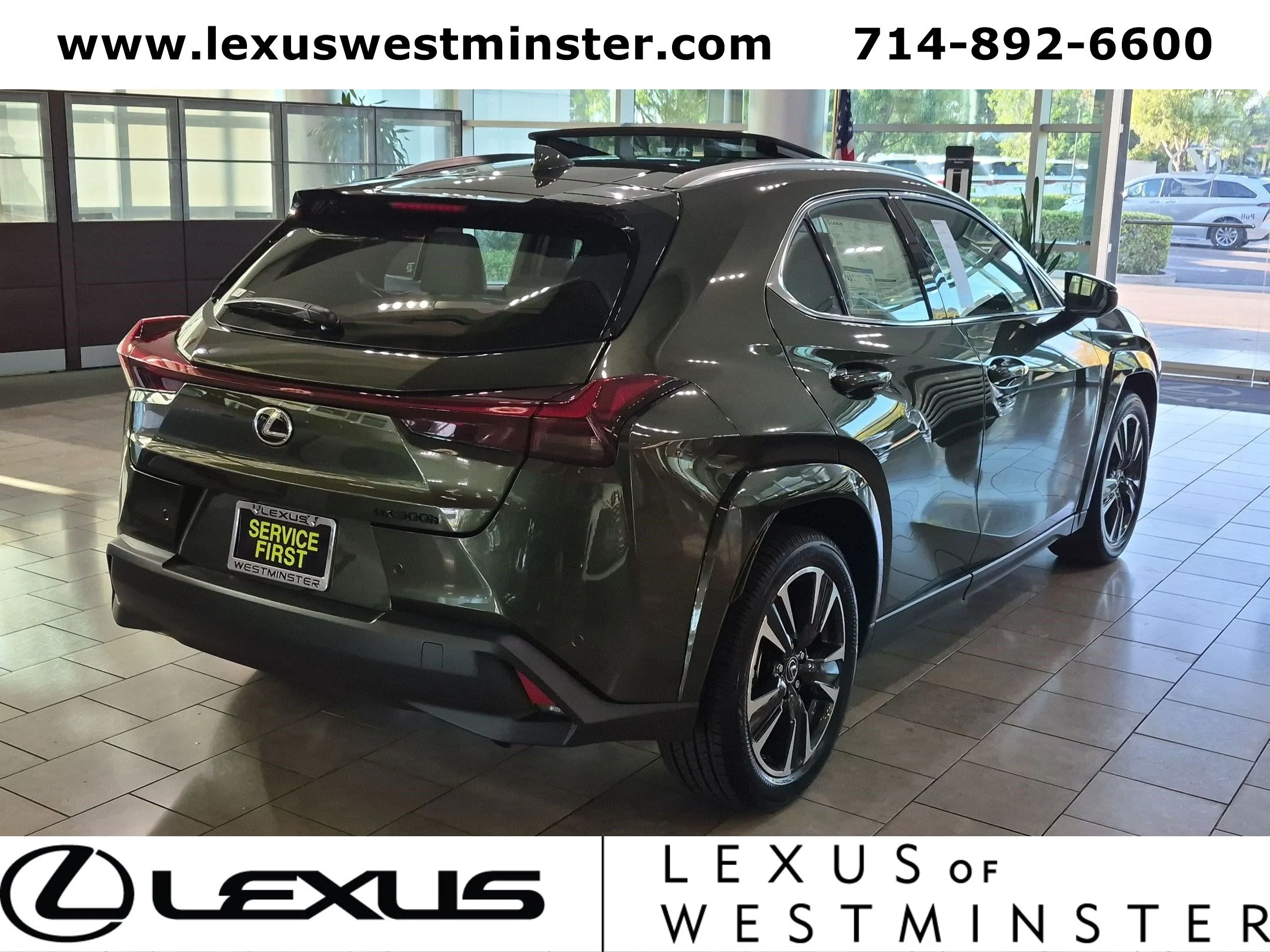 New 2026 Nori Green Pearl Lexus UX 300h PREMIUM image 6