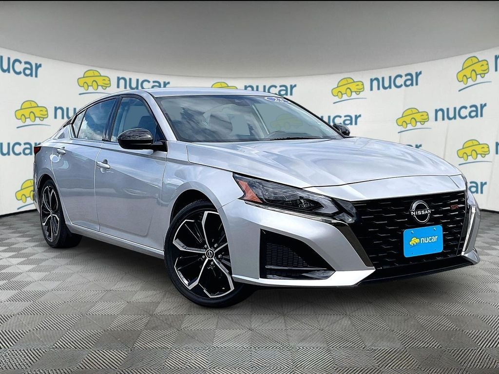 Certified Used 2023 Silver Nissan 2.5 SR image 1