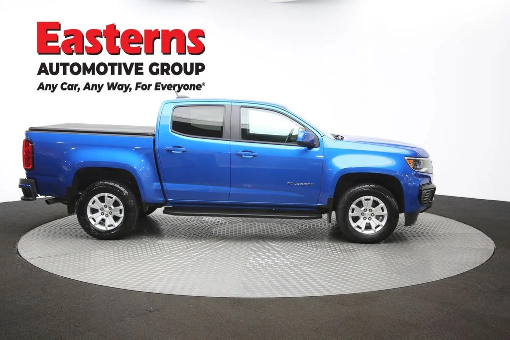 Used 2022 Blue Chevrolet LT image 46