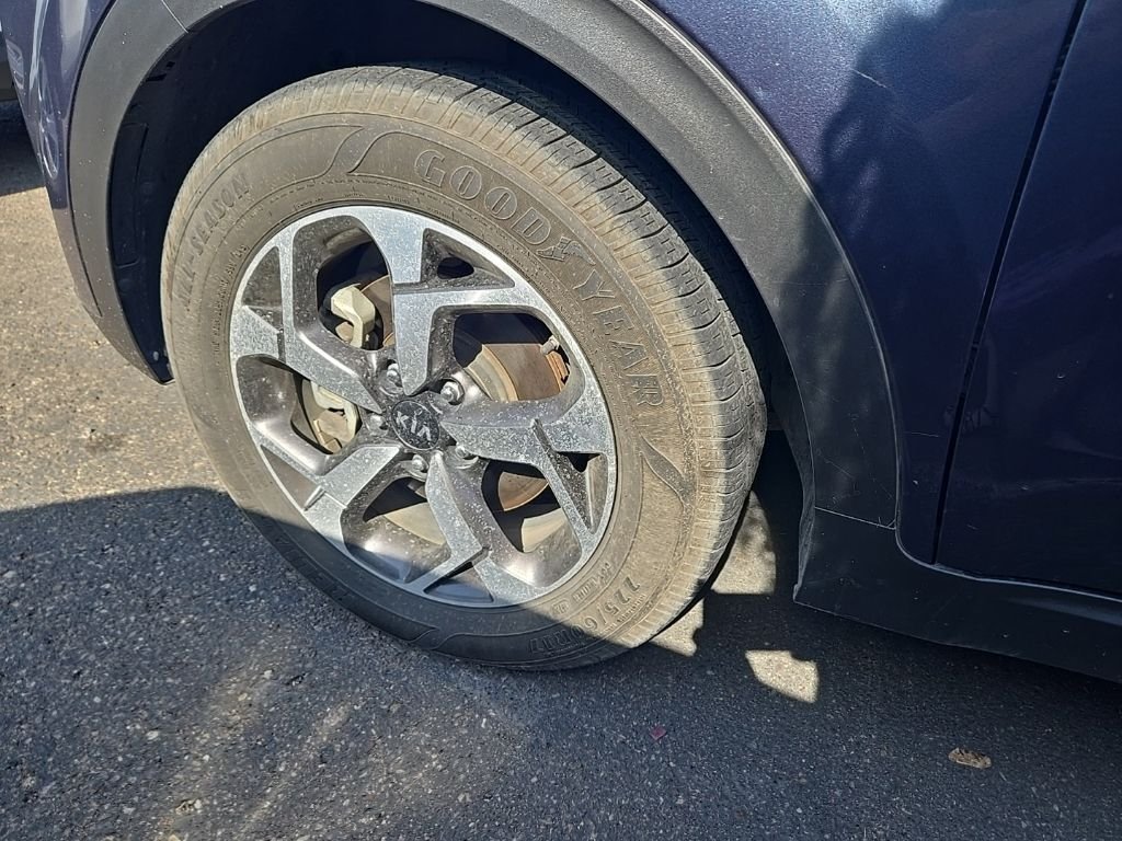 Used 2020 Blue Kia LX image 9