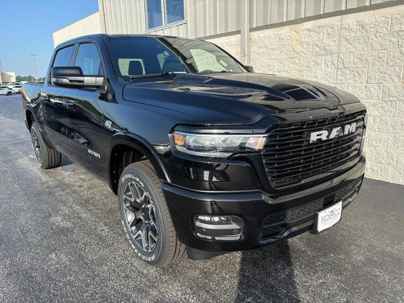 New 2026 Diamond Black Crystal Pearl-Coat Exterior Paint RAM Laramie 4x4 image 2