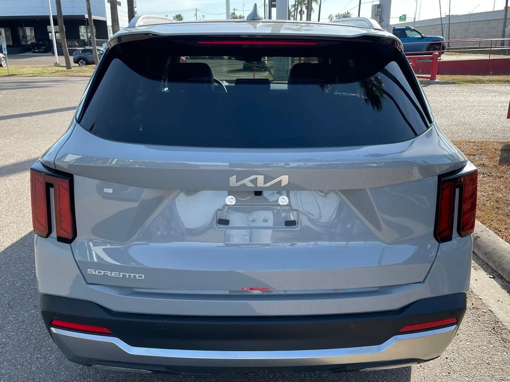 New 2026 Gray Kia S image 6