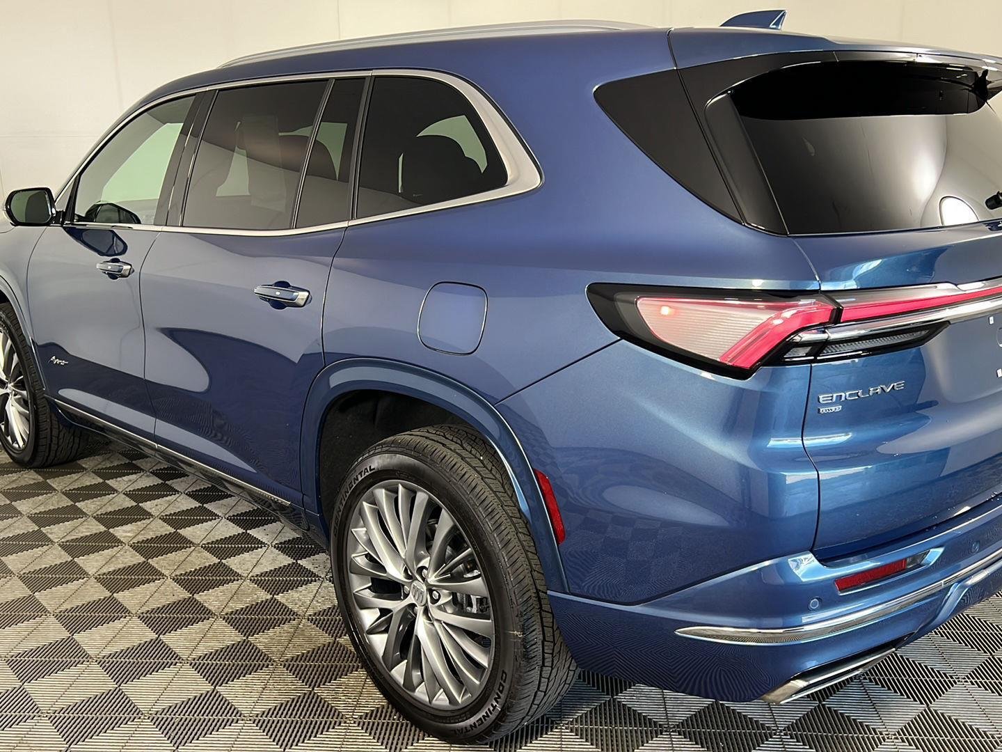 Used 2025 Ocean Blue Metallic Buick Avenir image 17
