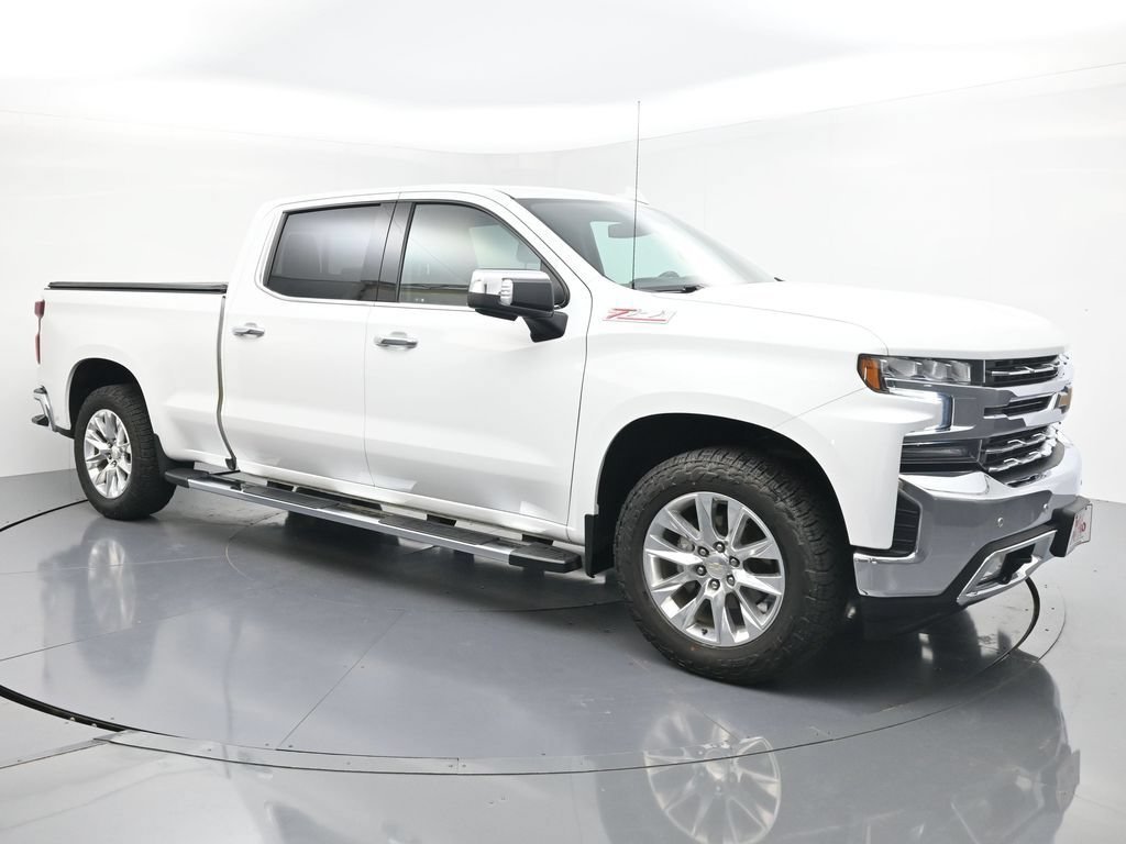 Used 2022 Summit White Chevrolet LTZ image 7
