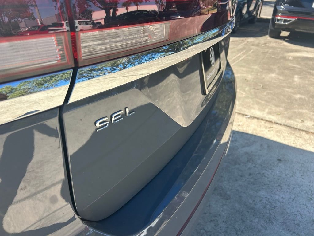 New 2026 Gray Volkswagen SEL Premium R-Line image 31