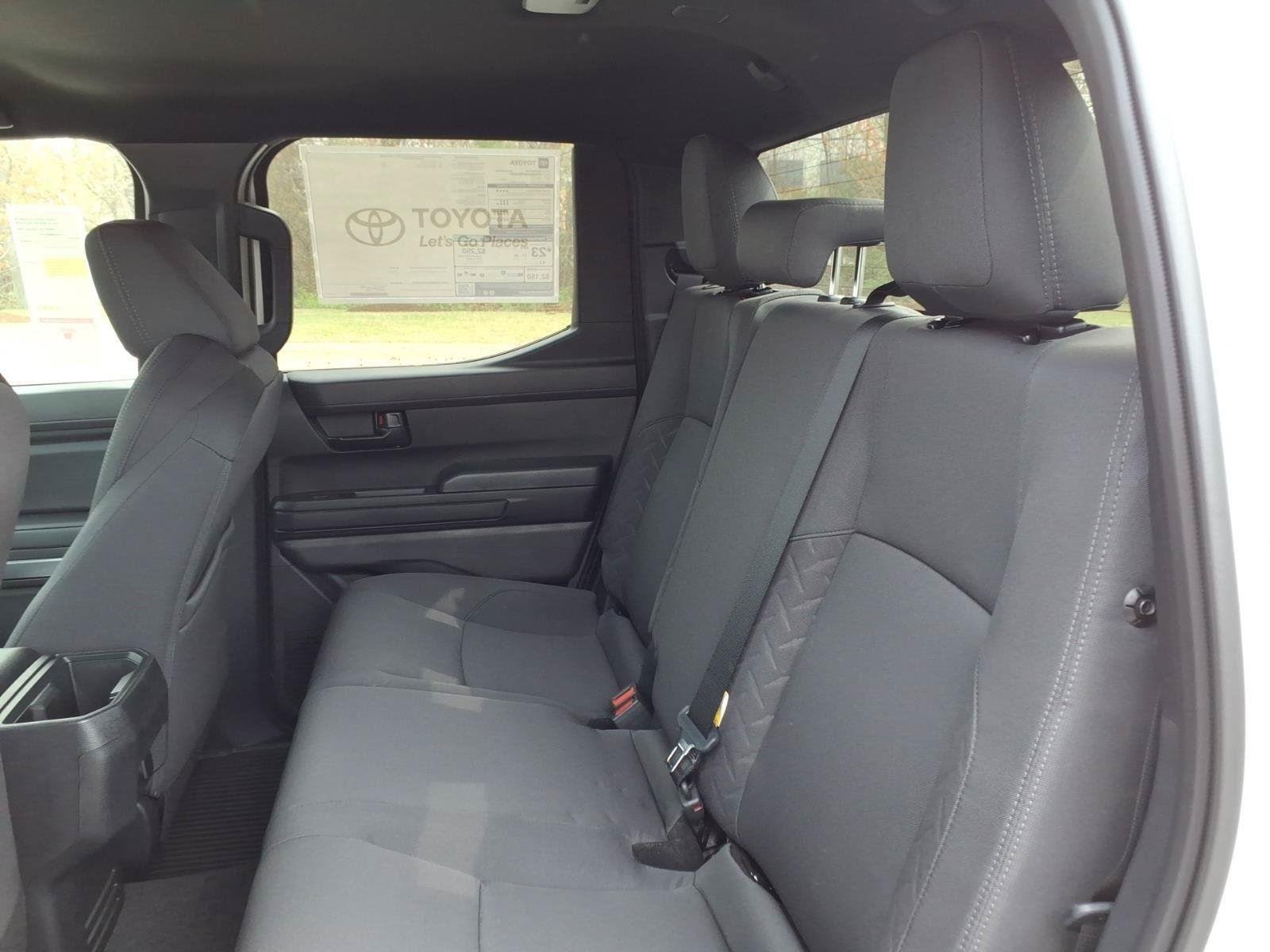 2026 Toyota Tacoma SR5 - Photo 19