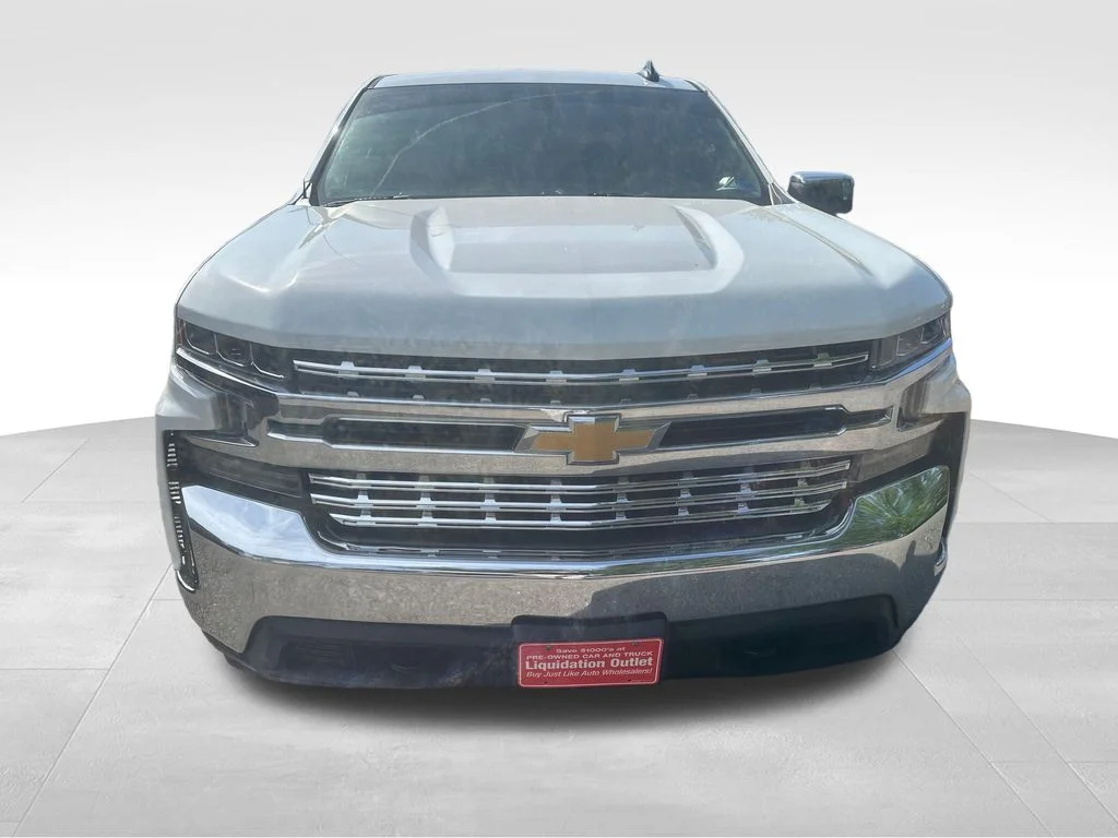 Used 2020 White Chevrolet LT image 33